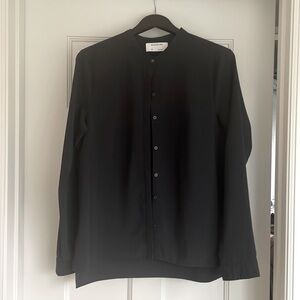 Ministry of Supply Black button down shirt